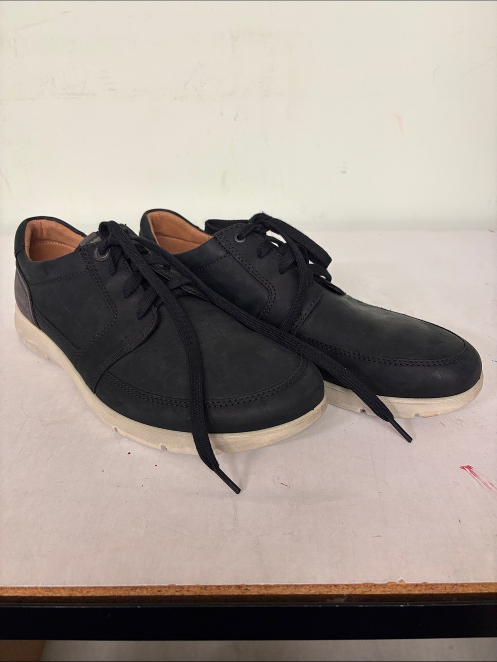 Ecco Black Lace-Up Casual Sneakers with Cream Sole